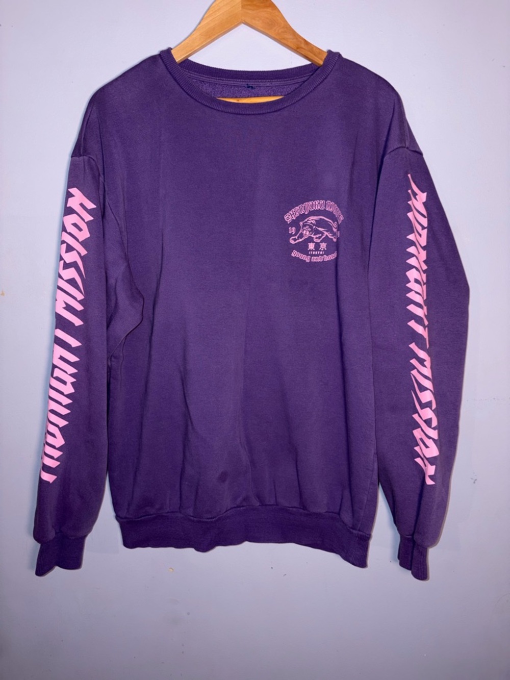 H&M Purple Crewneck Sweatshirt with Pink Sleeve Graphics
